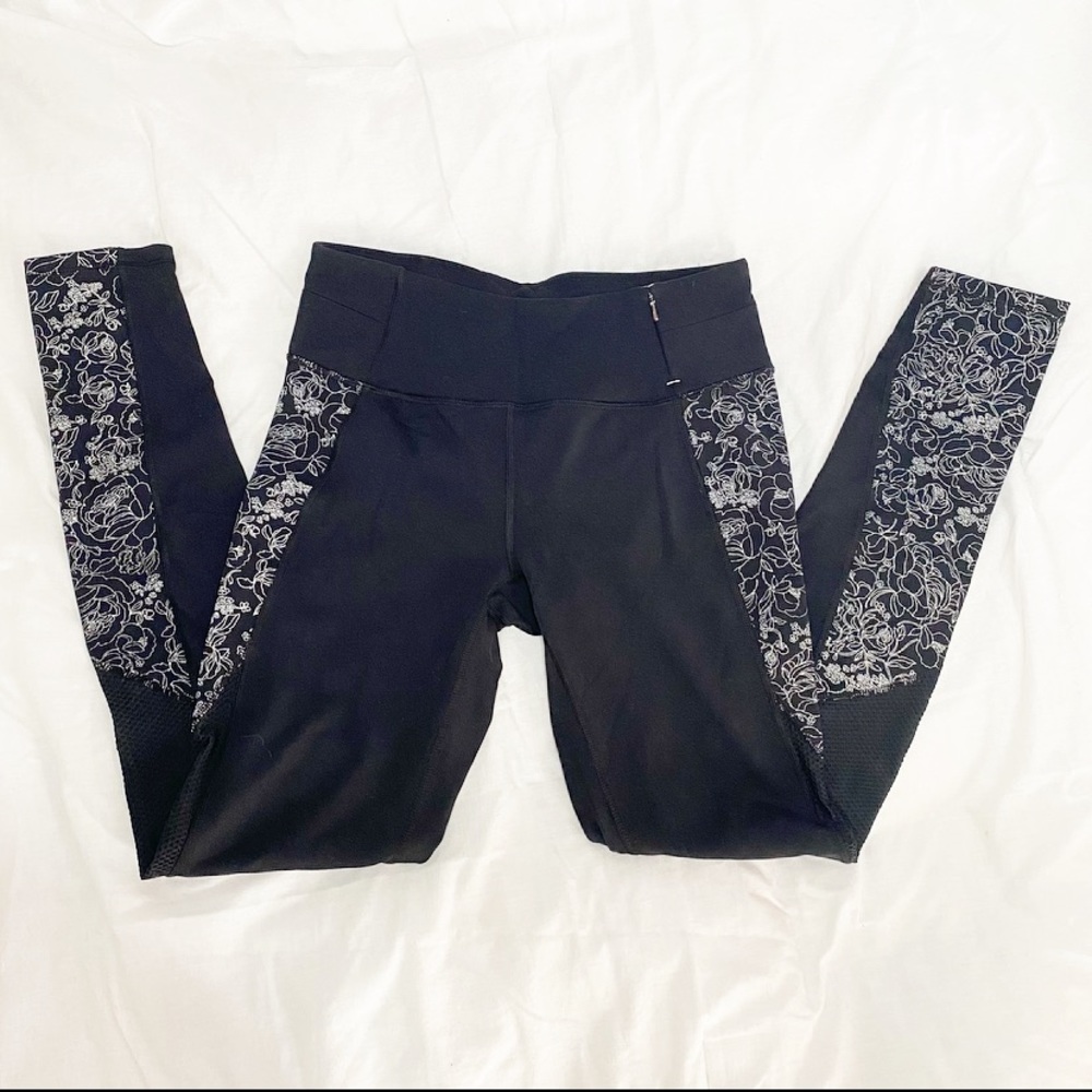 Calia Leggings Carrie Underwood Floral Sleek